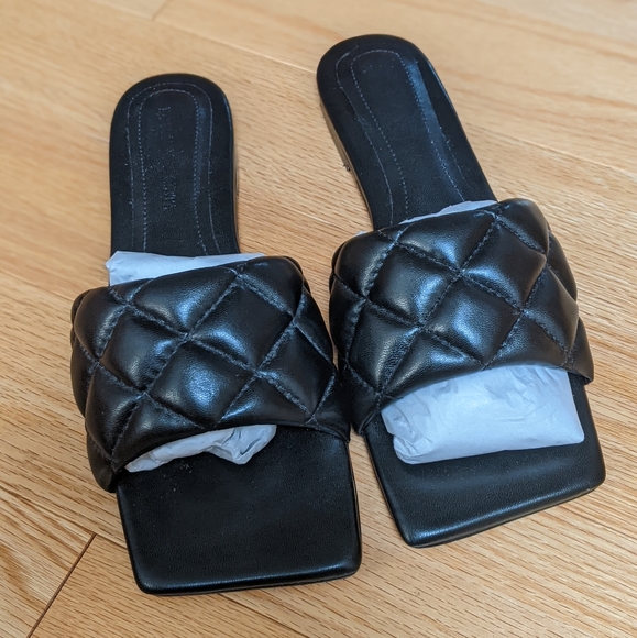 Bottega Veneta sandals - Picture 1 of 7